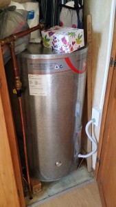 wrongly_installed_hot_water_cylinder